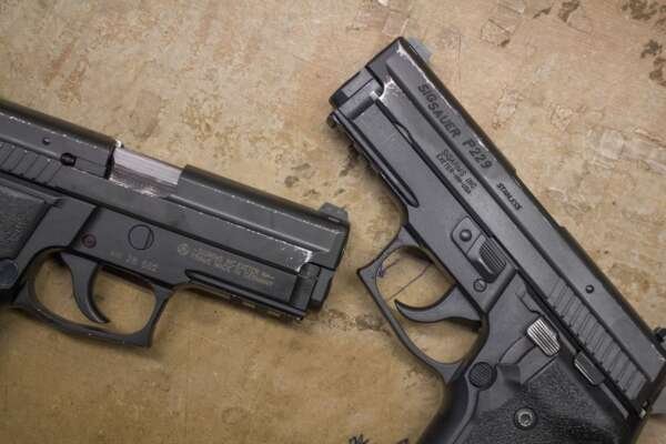 Sig Sauer P229R 40 S&W DA/SA Police Trade-in Pistols with Rail (Fair Condition) - Image 4