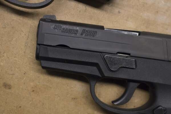 Sig Sauer P250 Subcompact 40 S&W Police Trade-ins with Night Sights and 2 Magazines (Good Condition) - Image 2